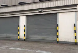 Miami Garage Doors Store Miami, FL 786-485-0005 - rolling-garage-side